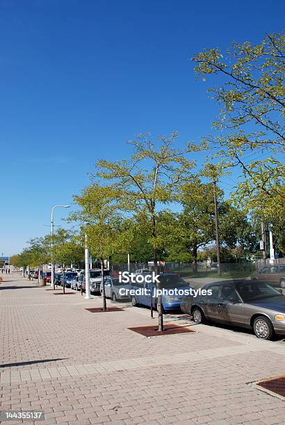 街の駐車場 - 交通輸送のストックフォトや画像を多数ご用意 - 交通輸送, 交通量, 人物なし