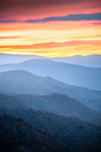 Autumn Layers Sunrise In Smoky Mountain National Park Located in the Great Smoky Mountain National Park, Oconaluftee Overlook near Newfound Gap between Gatlinburg TN and Cherokee NC. newfound gap stock pictures, royalty-free photos & images