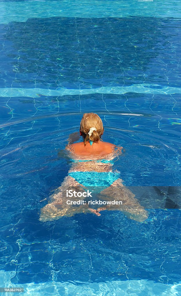 Mujer de natación - Foto de stock de Adulto libre de derechos