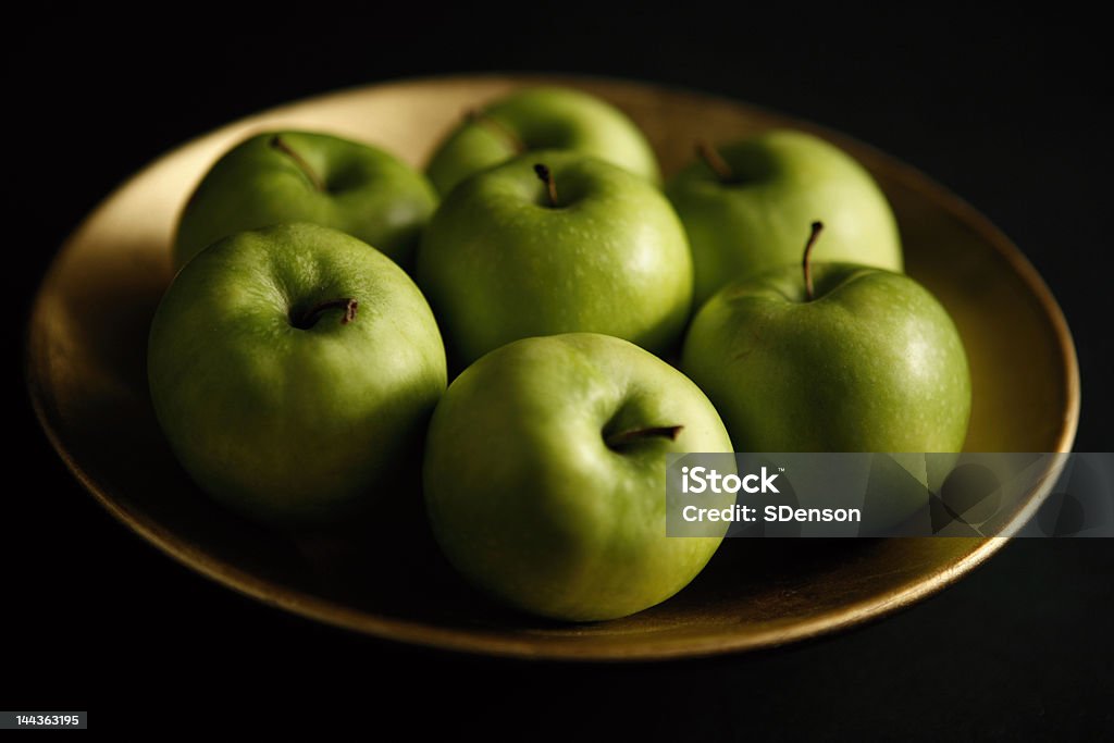 Cesto di mele - Foto stock royalty-free di Alimentazione sana