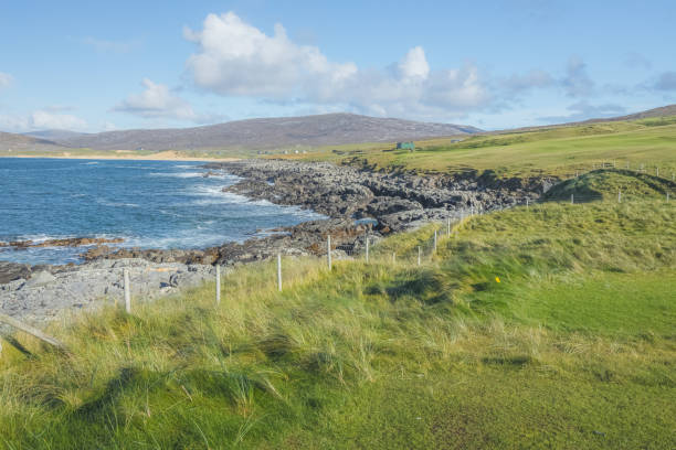 harris golf club, schottland - traditional sport sports flag golf flag golf stock-fotos und bilder