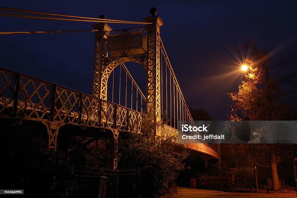 Подвесной мост - Стоковые фото Великобритания роялти-фри
