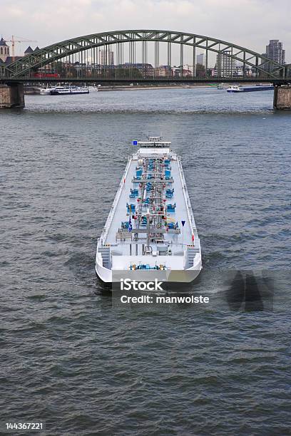 Nave Sul Fiume Reno - Fotografie stock e altre immagini di Colonia - Colonia, Fiume Reno, Veduta dall'alto