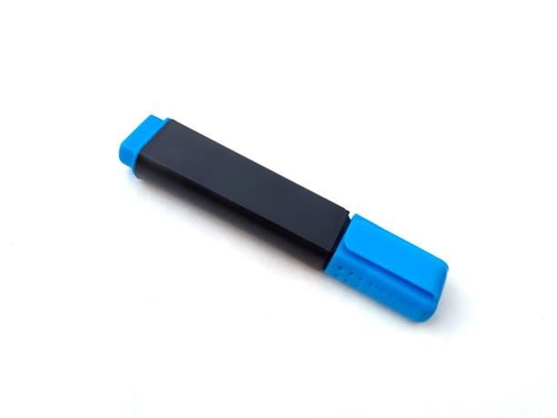 istock black and blue marker isolated 1443781516