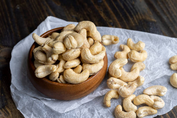 istock ready to eat and peeled cashew nuts 1443905142