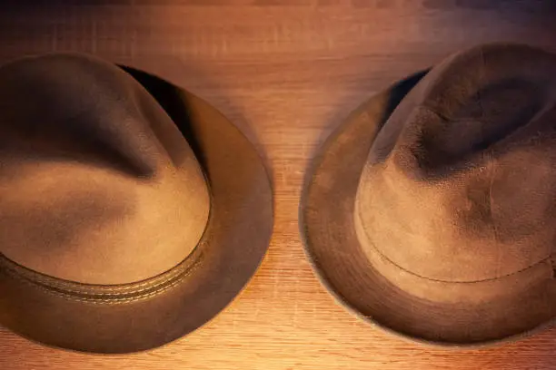 Men's hat, Classic look, Vintage look, Retro look.
