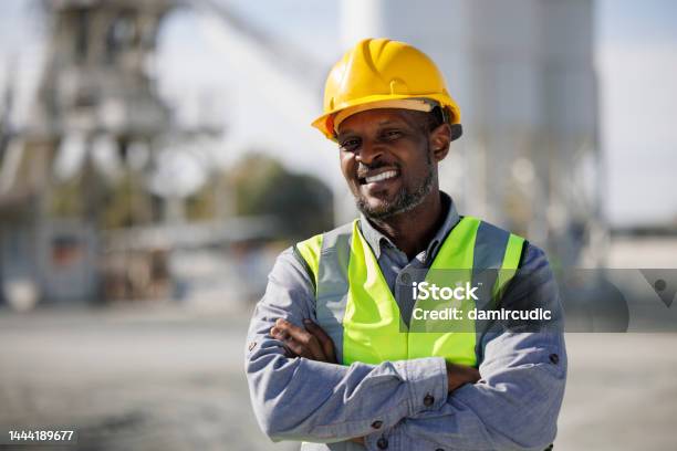 Portrait Of An Engineer Stock Photo - Download Image Now - Mining - Natural Resources, Manufacturing Occupation, Hardhat
