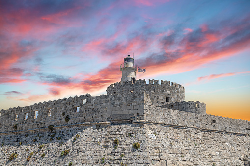 Rhodes: Saint Nicolas Fortress Tower in the Mandraki Marina, built between 1464 and 1467 by the Grand Master Zacosta. In 1480 the Grand Master d'Aubusson added a bastion.