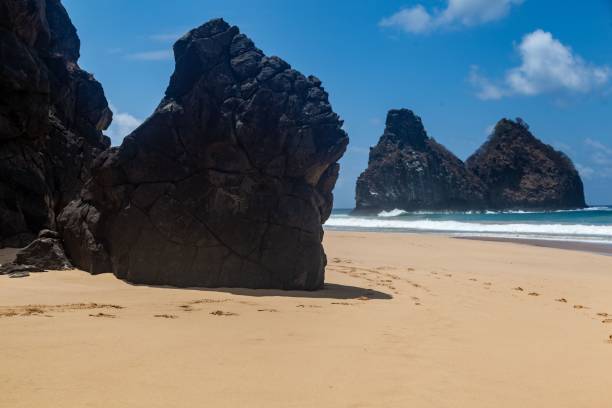 istock Cacimba do Padre beach in Fernando de Noronha archipelago, Pernambuco, Brazil 1444374980