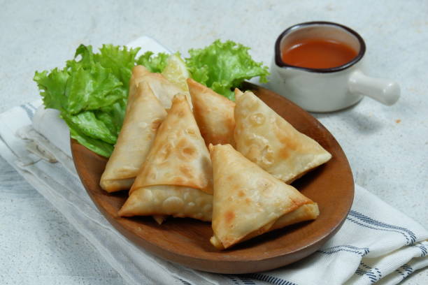 istock samosa or sambosa 1444375316