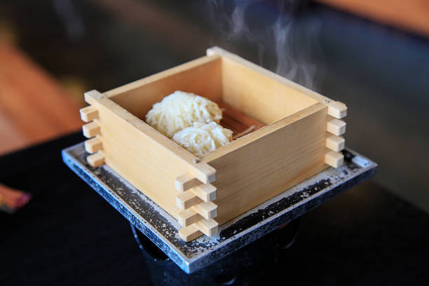 Ika Shumai (squid dumpling) is a famous food from Saga's Karatsu. This area used to be popular for the fresh Ika Sashimi made from ika (squid) caught in the local waterways.