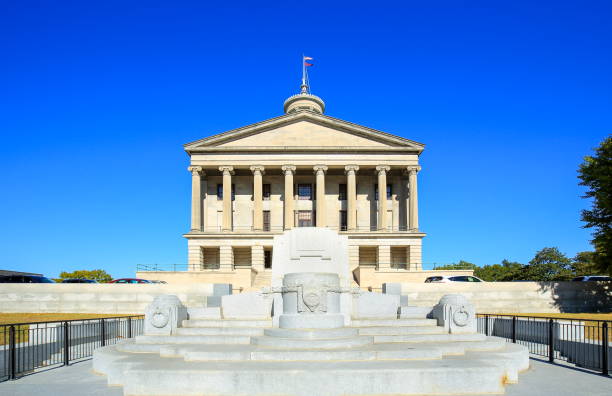 tennessee state capitol building - nashville tennessee state capitol building federal building imagens e fotografias de stock