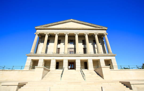 tennessee state capitol building - nashville tennessee state capitol building federal building imagens e fotografias de stock