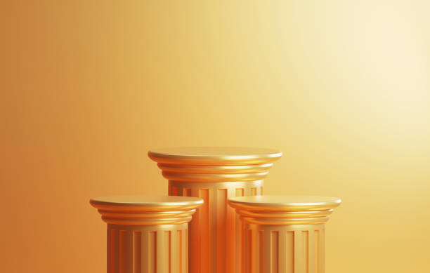 säule im antiken griechischen stil drei podeste goldfarbener hintergrund - pedestal museum art museum exhibition stock-fotos und bilder