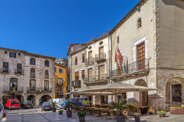 istock Square in Besalu, Spain 1444674659