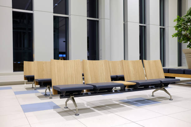 seats at new chitose airport. - new chitose imagens e fotografias de stock