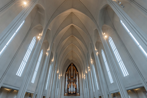 interior of the Hallgrimskirkja church in Reykjavik. The architect Guðjón Samúelsson (1887-1950) started the design in 1937 and the construction of the church started in 1945 and was completed in 1986; Reykjavik, Iceland