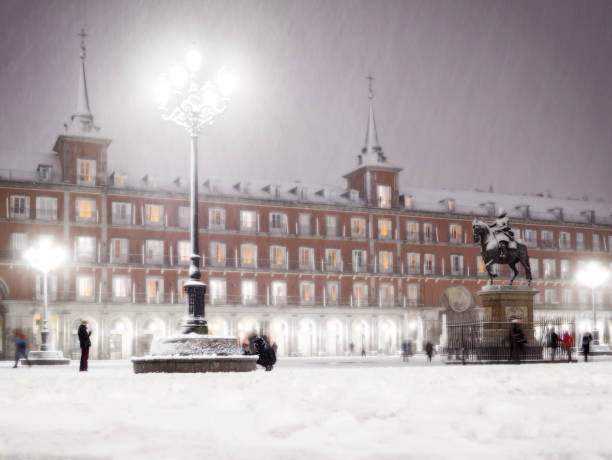 istock Main square with snow. Madrid. Spain 1444743504