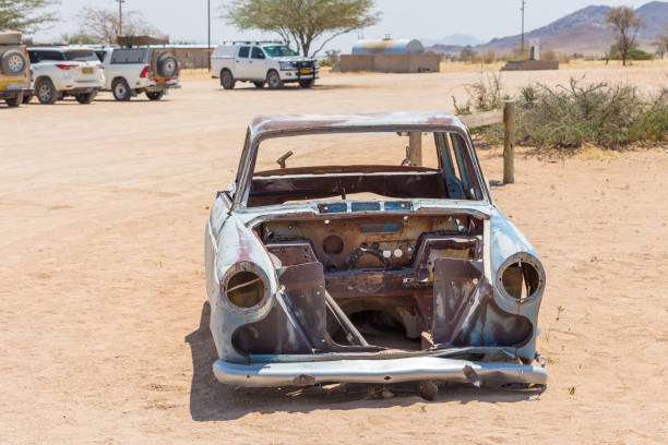 abandoned car wraks of solitare, namibia. - solitare imagens e fotografias de stock