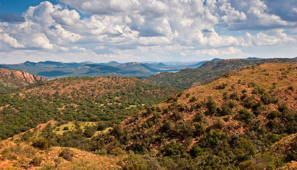 istock VREDEFORT DOME LANDSCAPE Vista 03 1444807724