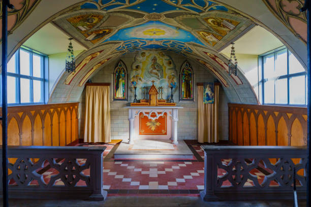 capela italiana, ilhas orkney, - scotland orkney islands chapel italian culture - fotografias e filmes do acervo
