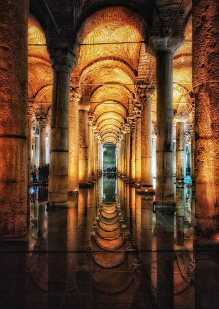 cisterna basilica

istanbul - ancient column past arch foto e immagini stock