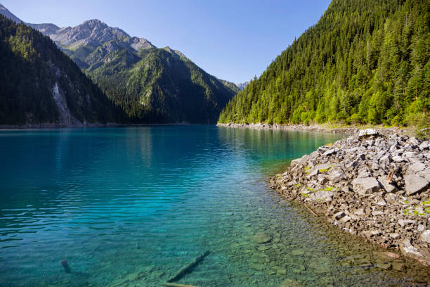 istock Long Lake in Jiuzhaigou Valley 1445067435