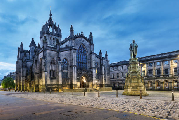 istock St Giles' Cathedral at night in Edinburgh, Scotland 1445125274