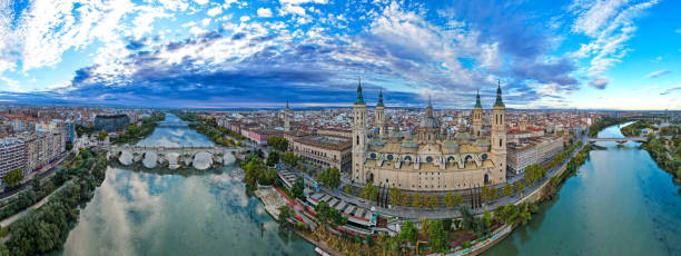 Beautiful sunrise view above the Basilica of Zaragoza.
