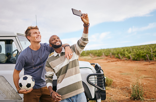 Road trip, selfie and adventure friends with van for travel in nature or countryside for holiday, vacation or outdoor lifestyle. Happy diversity people taking photo with 5g cellphone app in Australia