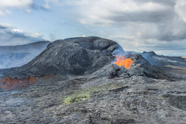 istock Volcano on the reykjanes peninsula 1445203532
