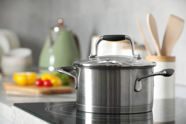 istock New shiny pot with glass lid in kitchen 1445395029