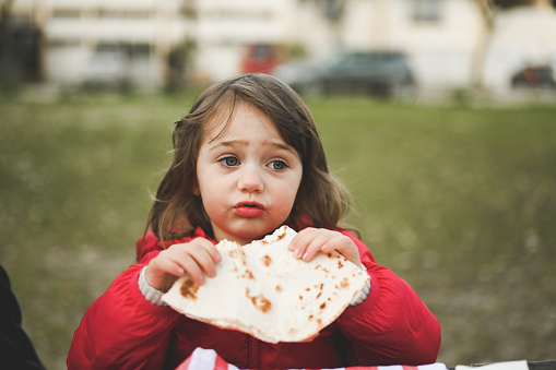 snack,street food,stuffing - food,table,toddler,tortilla - flatbread,traditional festival,winter