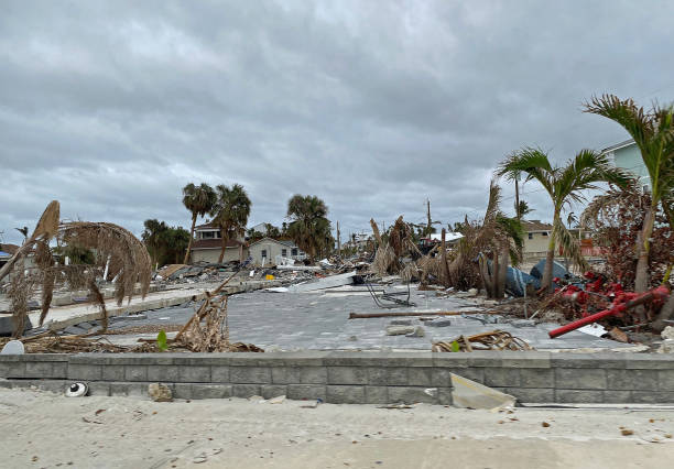 istock Hurricane Ian - Ft. Meyers Beach 1445540890