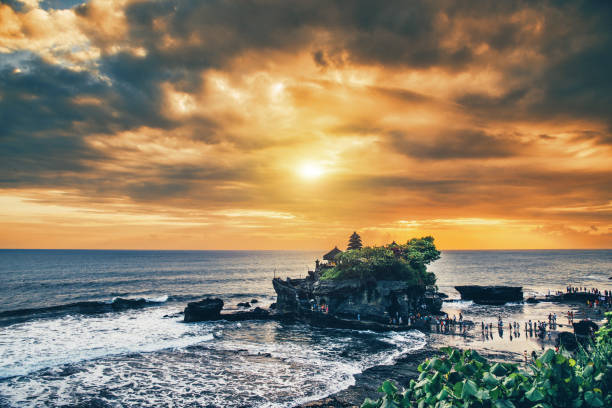 istock Tanah Lot Hindu temple in Bali 1445548349