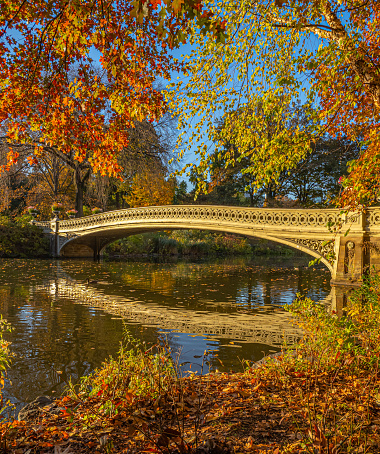 Bow bridge, Central Park, New York City, early morning in late autumn