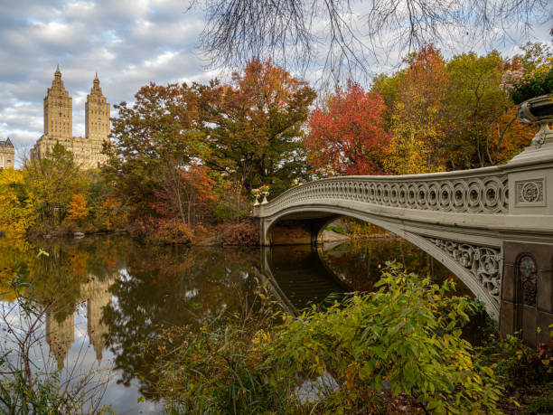 istock Bow bridge in late autumn 1445589714