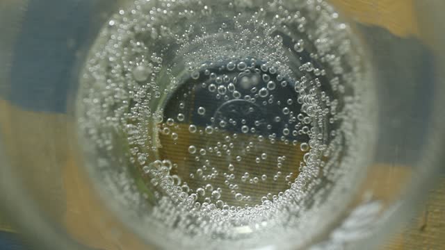 soda grains in a glass