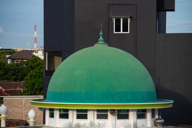 istock The top of the large mosque dome 1445685209