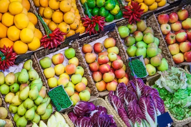 fresh food offered in a food market hall