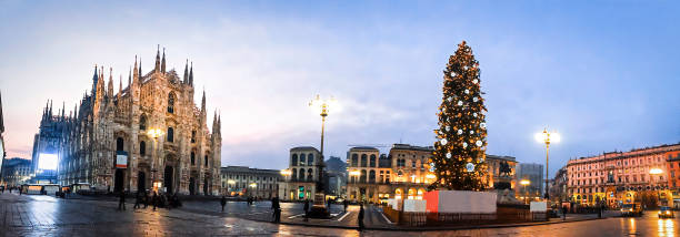 istock Panorama on the square on Duomo Cathedral and Christman tree 1446298646