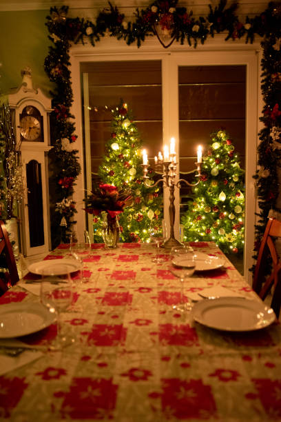 istock Italian Dinning room on Christmas Eve 1446358445