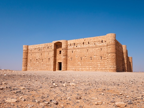 The mesmerizing Qasr Kharana castle in the middle of a desert in Jordan