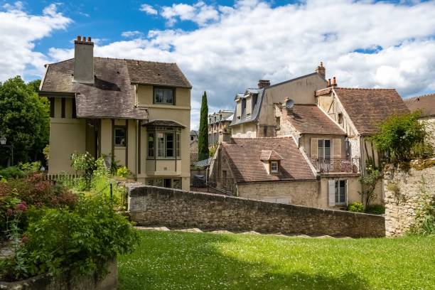 istock Senlis, typical houses on the ramparts 1446412445