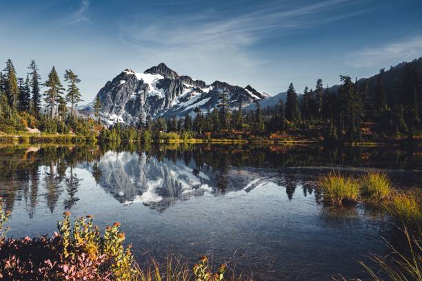 istock Lake in the mount Baker wilderness in Washington. 1446418895
