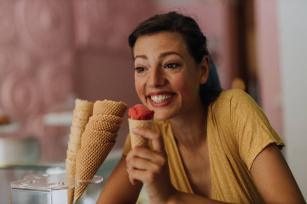 istock Serving smiles and ice cream 1446508518