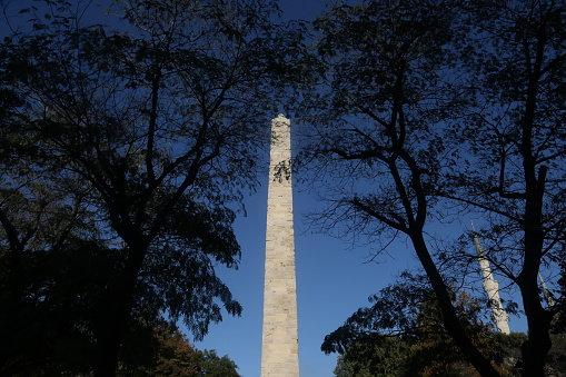 Picture of the Obelisk to the non aligned countries in Belgrade, Serbia. The obelisk of non-aligned countries is a monument in Belgrade . It is located in the immediate vicinity of the Branko Bridge in the Park of Unaligned countries , in the municipality of Stari Grad .