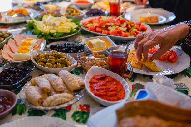 tradycyjne tureckie śniadanie - refreshment dinner table vegetable zdjęcia i obrazy z banku zdjęć