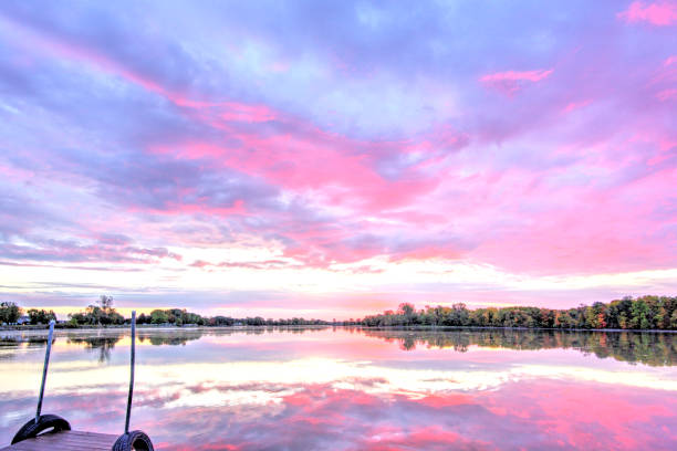 istock Lake Sunrise-Howard County Indiana 1446919531