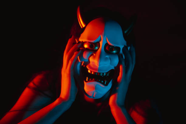 woman hannya mask oni demon - kabuki imagens e fotografias de stock